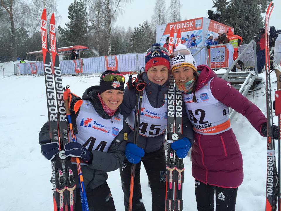 Triumf v pretekoch na 10 km resp. 15 km voľne v Rybinsku pre Jacobsenovú a Colognu