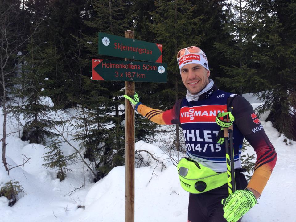 Peiffer lepší v tesnom súboji na diaľku v šprinte na Holmenkollene ako Fourcade