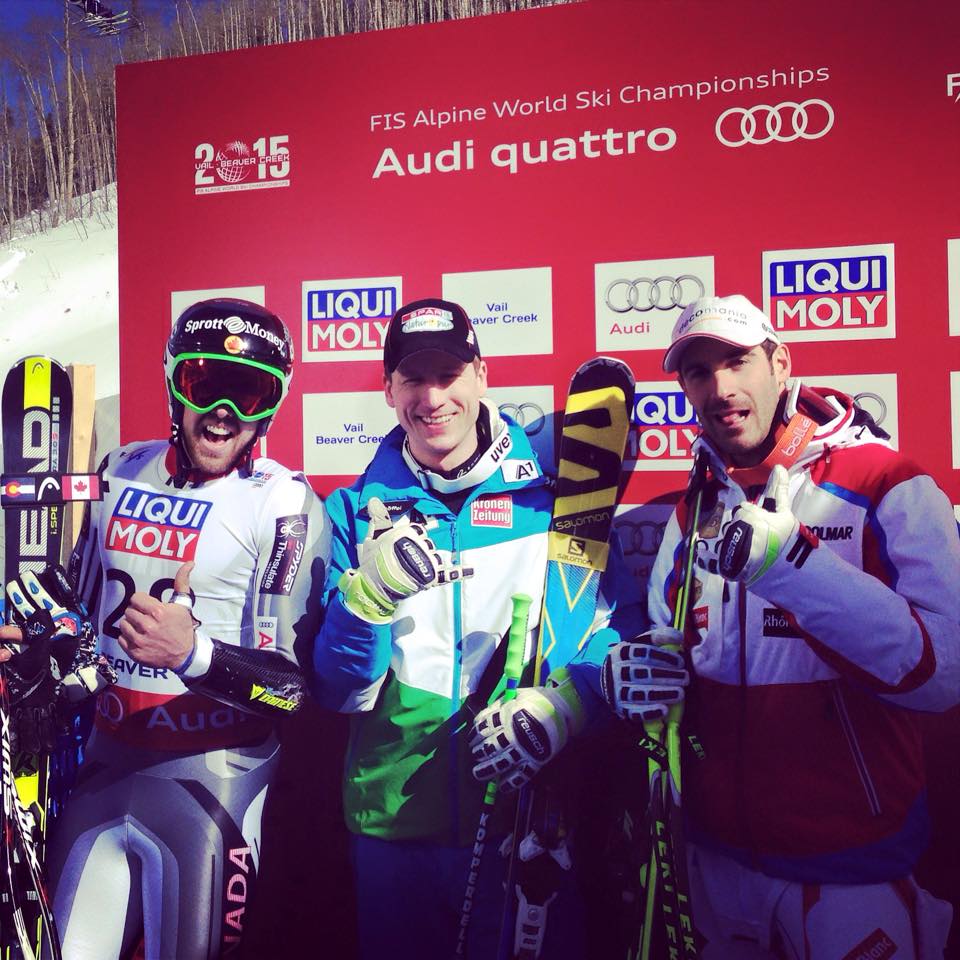 Reichelt napodobnil Fenningerovú a vybojoval zlato v super-G pre Rakúsko