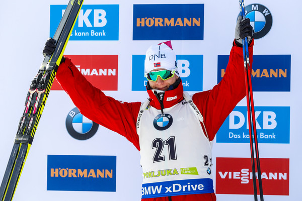 Johannes T. Bø gewinnt letztes Rennen vor der WM
