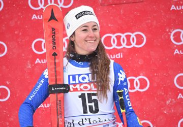 Malé glóbusy za zjazd získali Sofia Goggiová a Beat Feuz