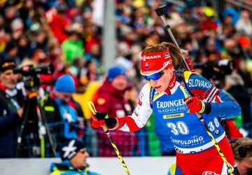ZOH Pjongčang: Paulína Fialková potešila v šprinte výkonom napriek chorobe, Anastasia Kuzminová tiež v top 15