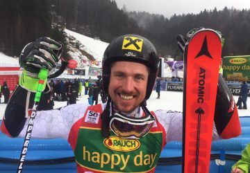 Finále SP Aare: Marcel Hirscher vyhral obrovský slalom a zaistil si veľký krištáľový glóbus