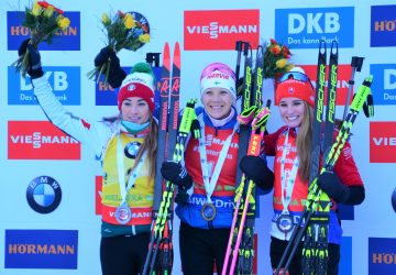 Kaisa Mäkäräinen gewinnt nach Sprint auch die Verfolgung von Pokljuka