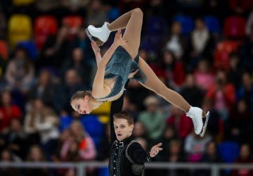 ME v krasokorčuľovaní Graz: Alexandra Boikovová a Dmitri Kozlovskii si vyjazdili zlato, ruské ženy suverénne vedú