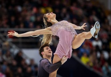 MS krasokorčuľovanie – Štokholm – Tance na ľade: Victoria Sinitsinová a Nikita Katsalapov si vytancovali zlato