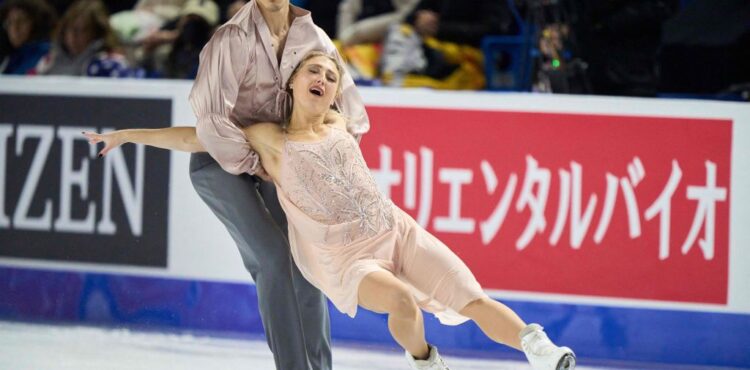 Krasokorčuľovanie: Na Skate Canada triumfovali domáci a japonskí reprezentanti