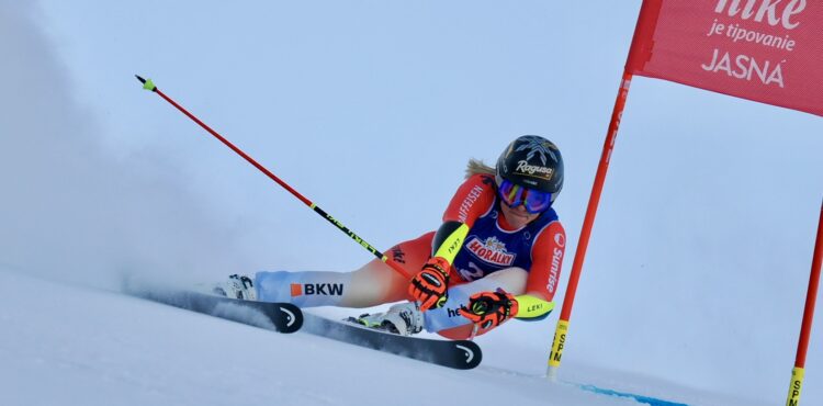 Štartová listina – obrovský slalom – ženy – finále SP Saalbach: Súboj o veľký i malý glóbus