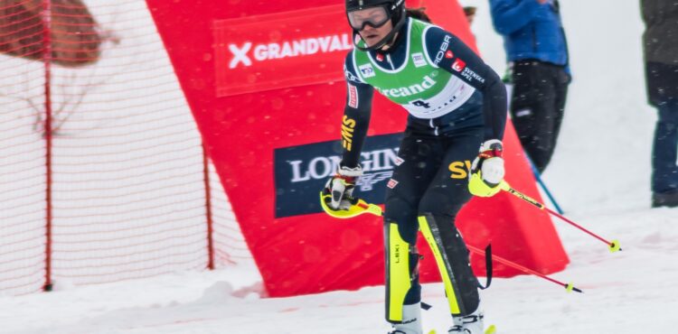 Finále SP Saalbach: Anna Swennová-Larssonová je vo vedení po 1. kole slalomu
