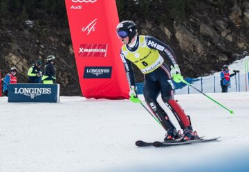 Finále SP Saalbach: Timon Haugan má nakročné k víťazstvu v slalome