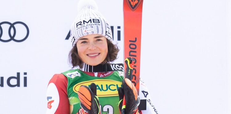 SP Sölden: Julia Scheibová debutovo vyhrala otvárací obrovský slalom