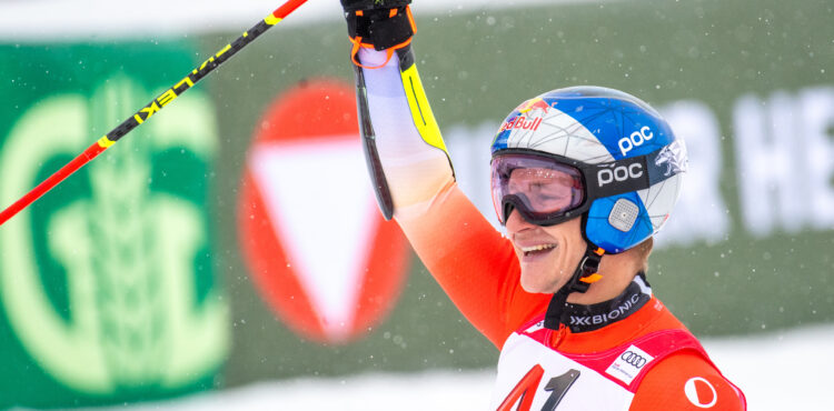 SP Copper Mountain: Marco Odermatt sa radoval z víťazstva v super-G