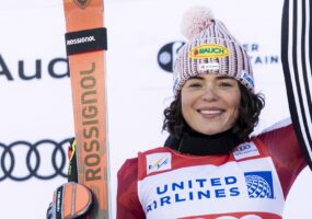 Scheibová vyhrala obrovský slalom v Aare a premiérovo získala malý glóbus za disciplínu
