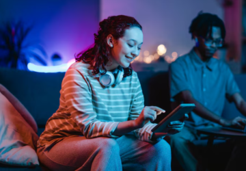 Oblakove igralne tehnologije v spletnih igralnicah: strokovno mnenje Onlyspins Casino Online